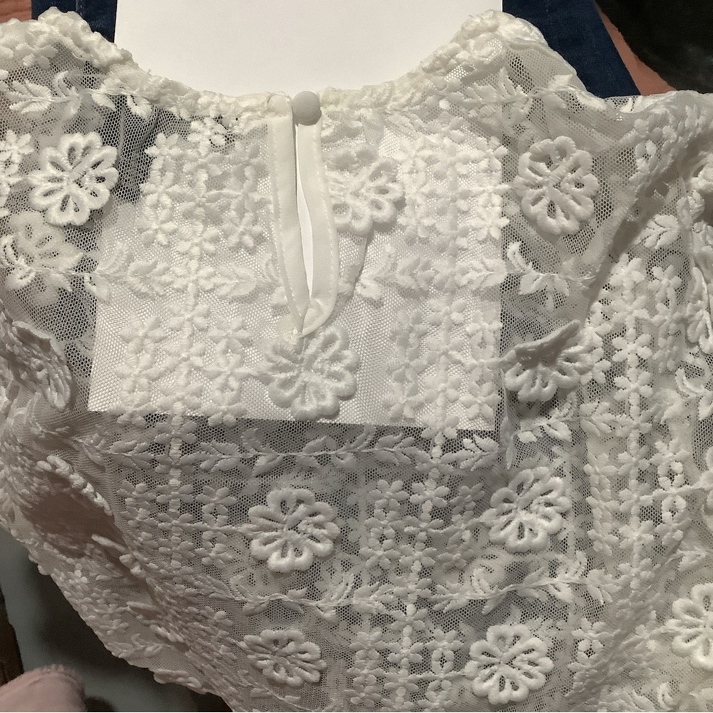 Forever 21 Floral Lace White Blouse - Picture 6 of 8